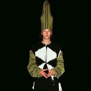 Meet your Posher, Faye